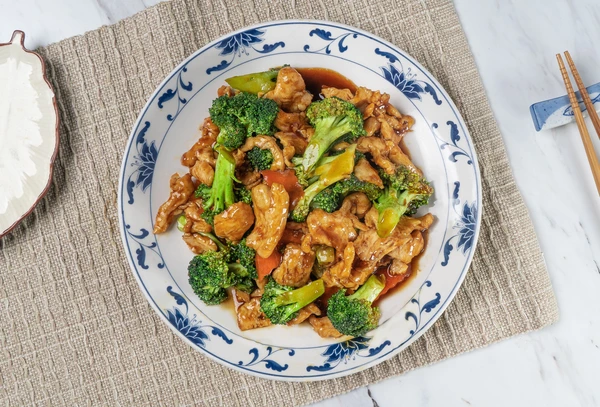 Stir-Fried Chicken with Broccoli